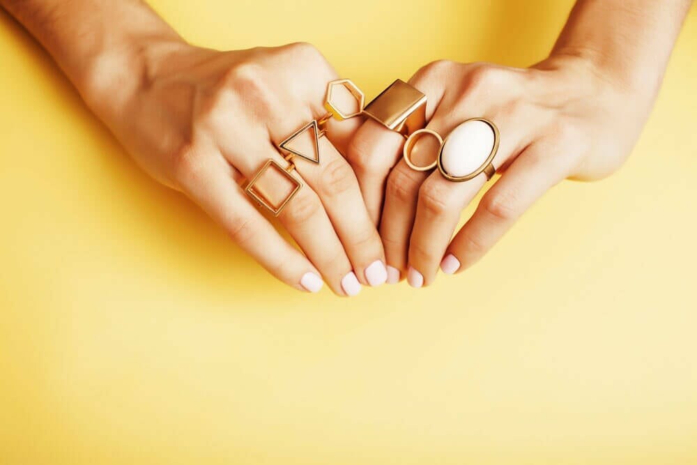 Anti ageing treatments for hands