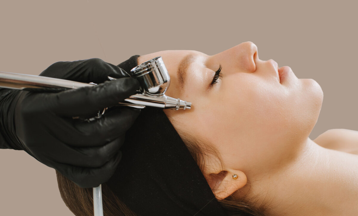 What Is Better Oxygen Facial or HydraFacial?